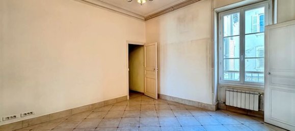 5 bedrooms Apartment in Avignon, France No. 307729 6