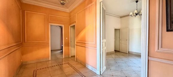 5 bedrooms Apartment in Avignon, France No. 307729 8