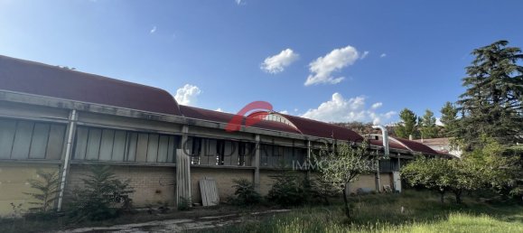 Almacén en Montorio al Vomano, Italy 1600 m² No. 169113 16