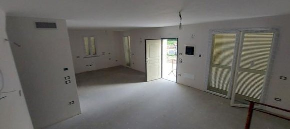 5غرفة فيلا في Massa, Italy رقم 105257 9