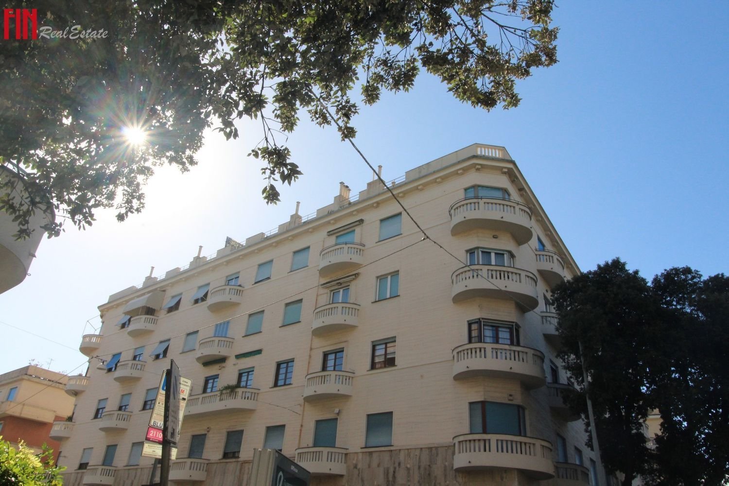 5 bedrooms Apartment in Genoa, Italy No. 347819