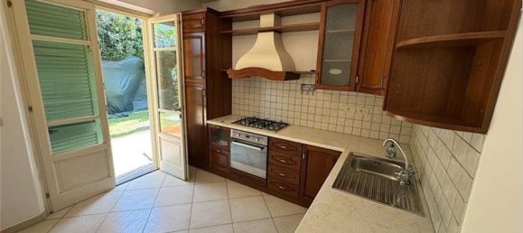 3 bedrooms Villa in Forte dei Marmi, Italy No. 345802 8