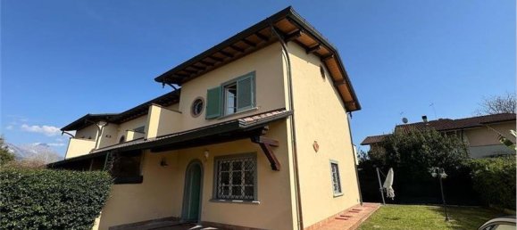 3 bedrooms Villa in Forte dei Marmi, Italy No. 345802 2