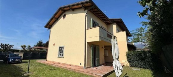 3 bedrooms Villa in Forte dei Marmi, Italy No. 345802 4
