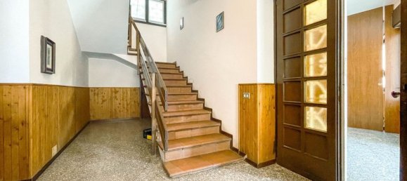 8 rooms Villa in Borgomanero, Italy No. 149465 32