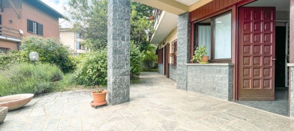 8 rooms Villa in Borgomanero, Italy No. 149465 36