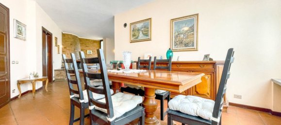 8 rooms Villa in Borgomanero, Italy No. 149465 13