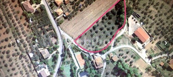 Grundstück in Rosciano, Italy 5120m², Nr. 343616 5