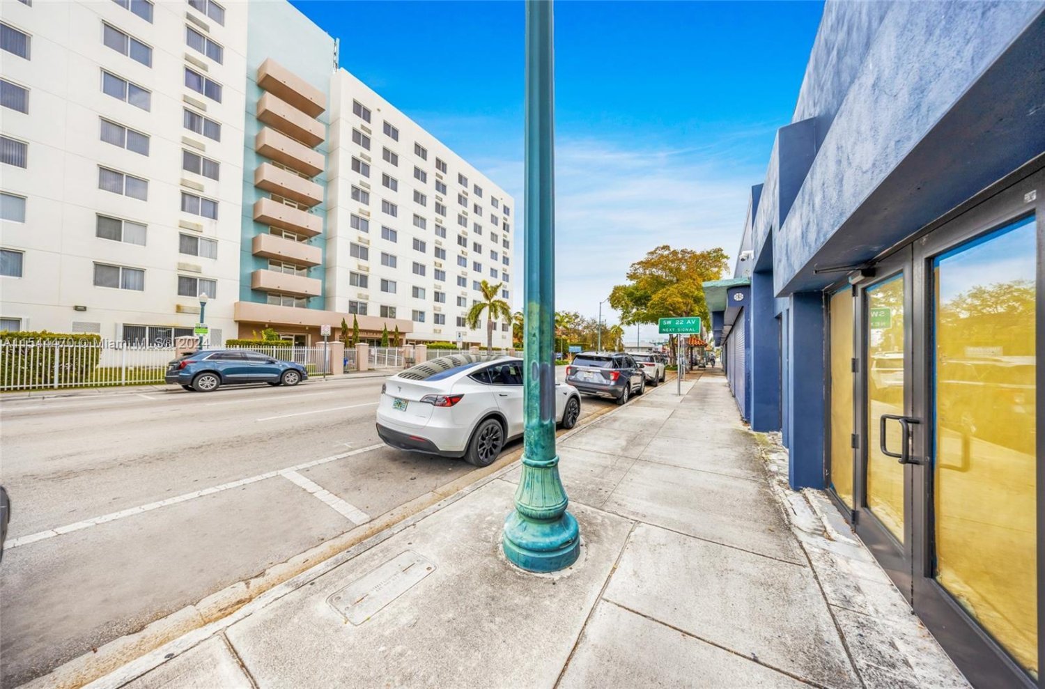  محلّ في Miami, الولايات المتحدة رقم 613471