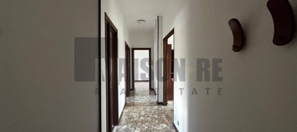 2 bedrooms Apartment in Brescia, Italy No. 335016 14