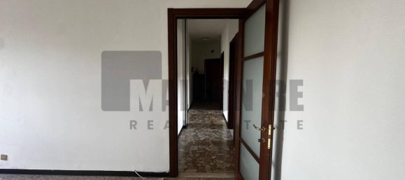 2 bedrooms Apartment in Brescia, Italy No. 335016 17