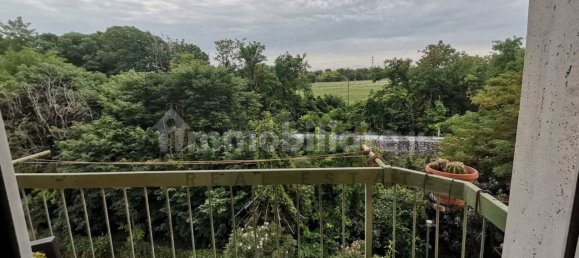 2 bedrooms Apartment in Brescia, Italy No. 335016 8