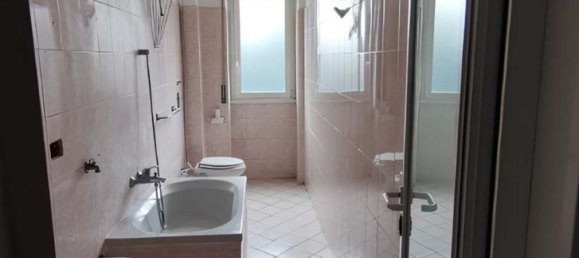 Студия в Чинизелло Бальсамо, Италия № 6578 5