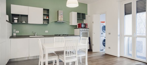 4 rooms Apartment in Milan, Italy No. 248450 3