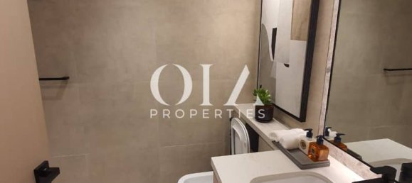 5 bedrooms Townhouse in Abu Dhabi, UAE No. 23678 23