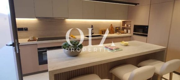 5 bedrooms Townhouse in Abu Dhabi, UAE No. 23678 14