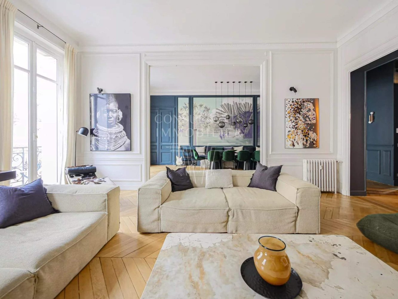 4 bedrooms Apartment in Paris, France No. 362820