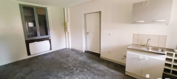 Edificio en Flesselles, France 200 m² No. 225389 2