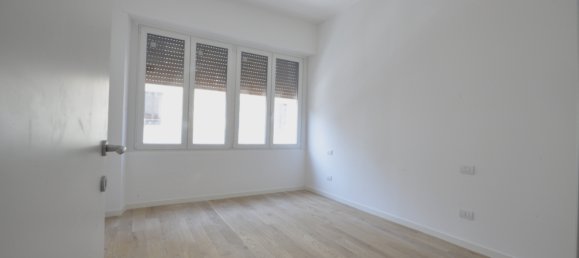 1 bedroom Apartment in Milan, Italy No. 243562 5