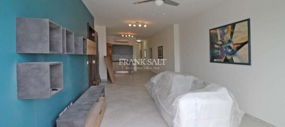 2 bedrooms Penthouse in Mosta, Malta No. 4549 3