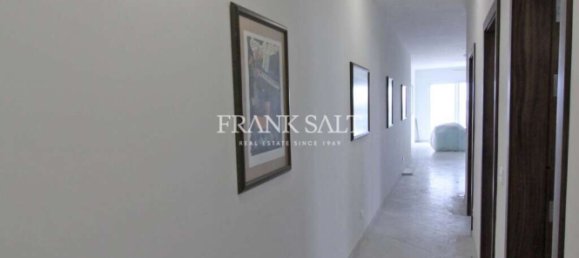 2 bedrooms Penthouse in Mosta, Malta No. 4549 8