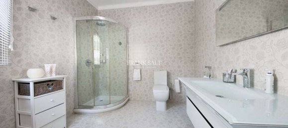 5 bedrooms Bungalow in Mellieha, Malta No. 4518 24