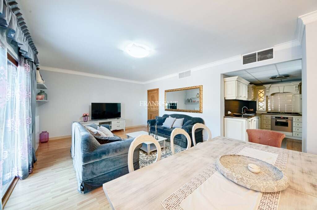 5 bedrooms Bungalow in Mellieha, Malta No. 4518