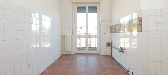 Квартира с 6 комнатами в Генуя, Италия № 177285 5