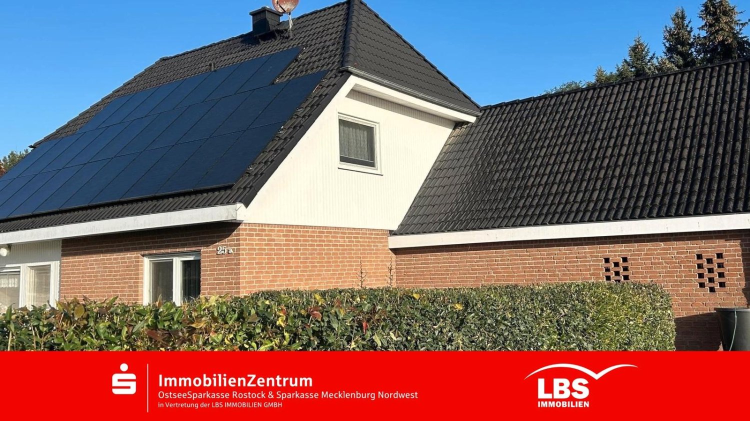 Таунхаус с 4 комнатами в Gustrow, Германия № 131908