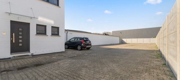 9-salle Entrepôt à Heinsberg, Germany No. 207533 22