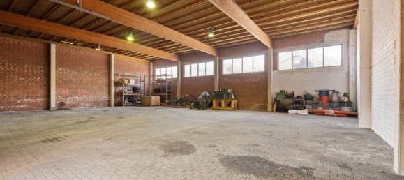 9-salle Entrepôt à Heinsberg, Germany No. 207533 25