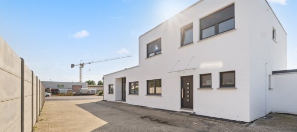 9-salle Entrepôt à Heinsberg, Germany No. 207533 26