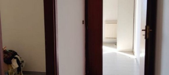 3 rooms Apartment in Eboli, Italy No. 26846 16