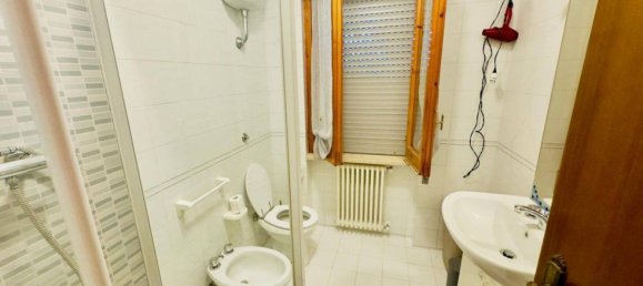 6 bedrooms House in Bellante, Italy No. 120205 5