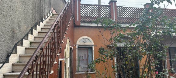 Casa de 3 dormitorios en Aci Bonaccorsi, Italy No. 300603 14