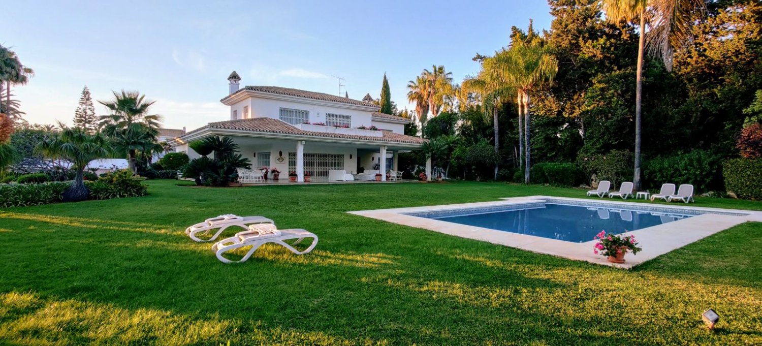 8 chambres Villa à Marbella, Spain No. 136603