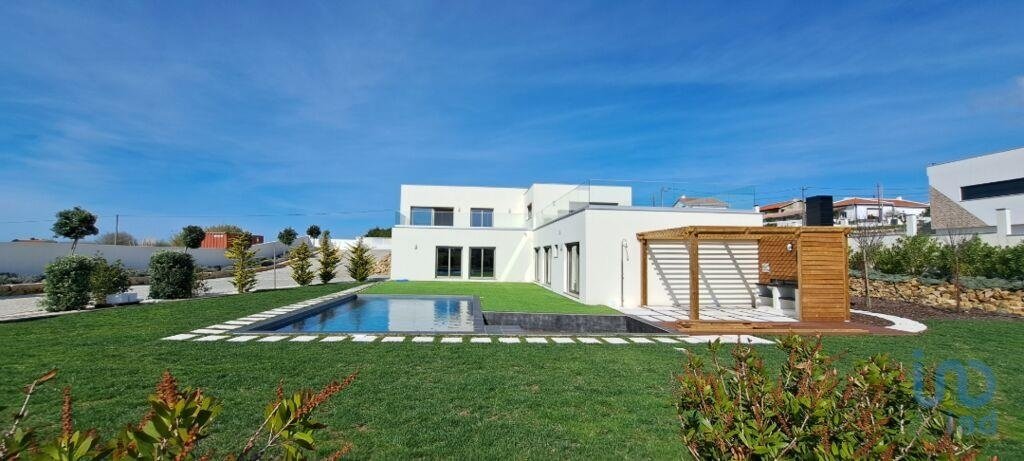 3 bedrooms Villa in Atouguia da Baleia, Portugal No. 106835
