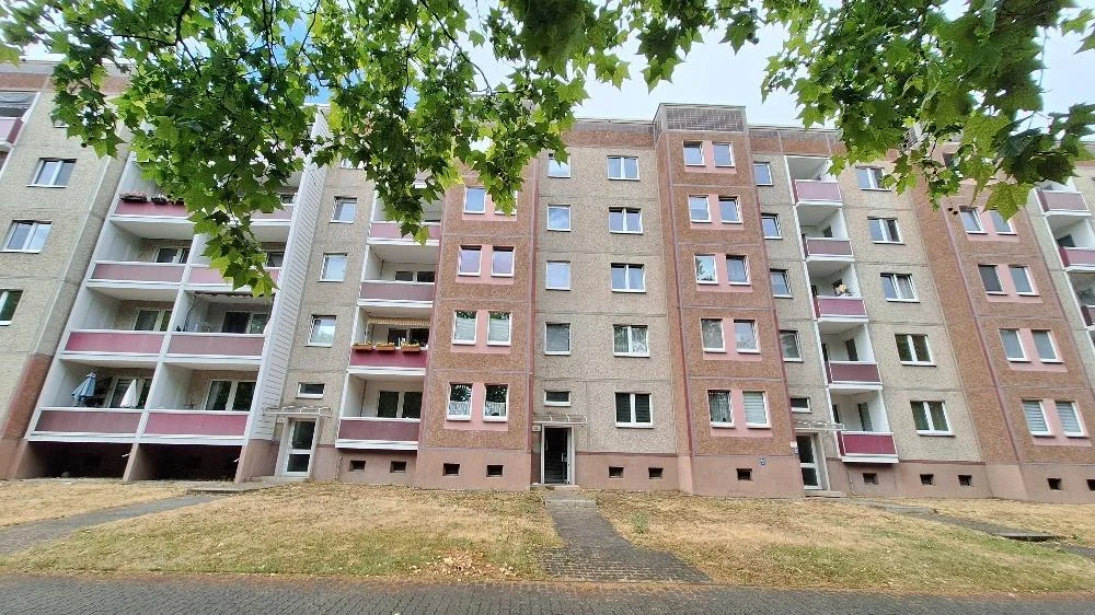 2 bedrooms Apartment in Magdeburg, Germany No. 321808