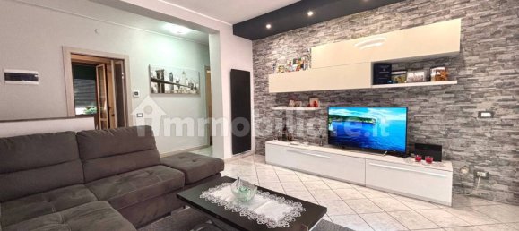 3-salle Appartement à Paullo, Italy No. 307105 18