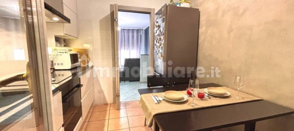 3-salle Appartement à Paullo, Italy No. 307105 6