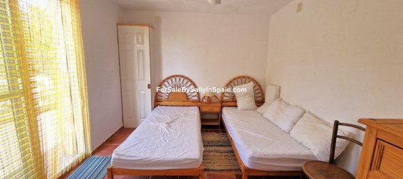 4 bedrooms Villa in Valencia, Spain No. 198650 39