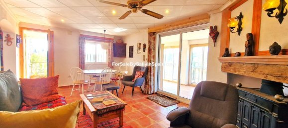 4 bedrooms Villa in Valencia, Spain No. 198650 19