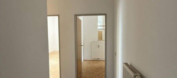 2غرفة شقة في Eggenberg, Austria رقم 244976 3