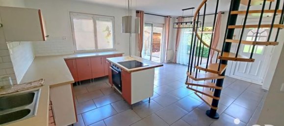 4 bedrooms House in Val-d'Oise, France No. 361452 5