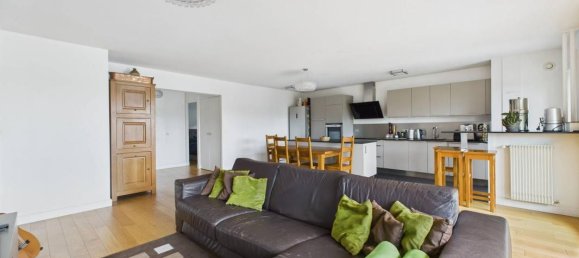 3 bedrooms Apartment in Paris, France No. 362721 5