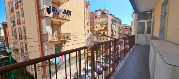 2 Schlafzimmer Wohnung in Naples, Italy, Nr. 31596 15