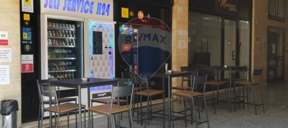 Propiedad comercial de 2 habitaciónes en Pavia, Italy No. 83463 4