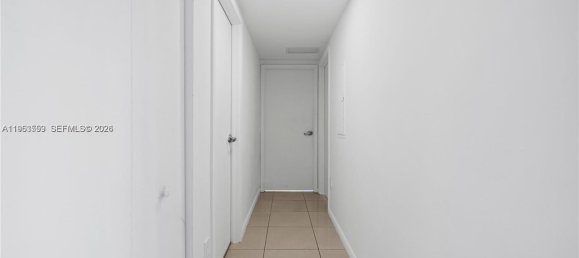 2 Schlafzimmer Gewerbliche Immobilien in Miami, USA, Nr. 615650 4