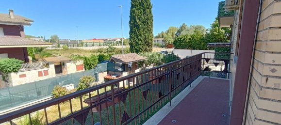 Квартира с 2 спальнями в Рим, Италия № 377575 18