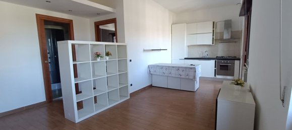 Квартира с 2 спальнями в Рим, Италия № 377575 2